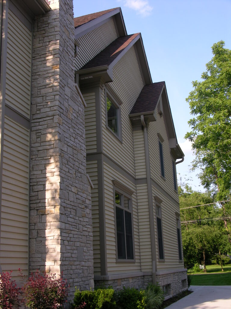 656 (10)